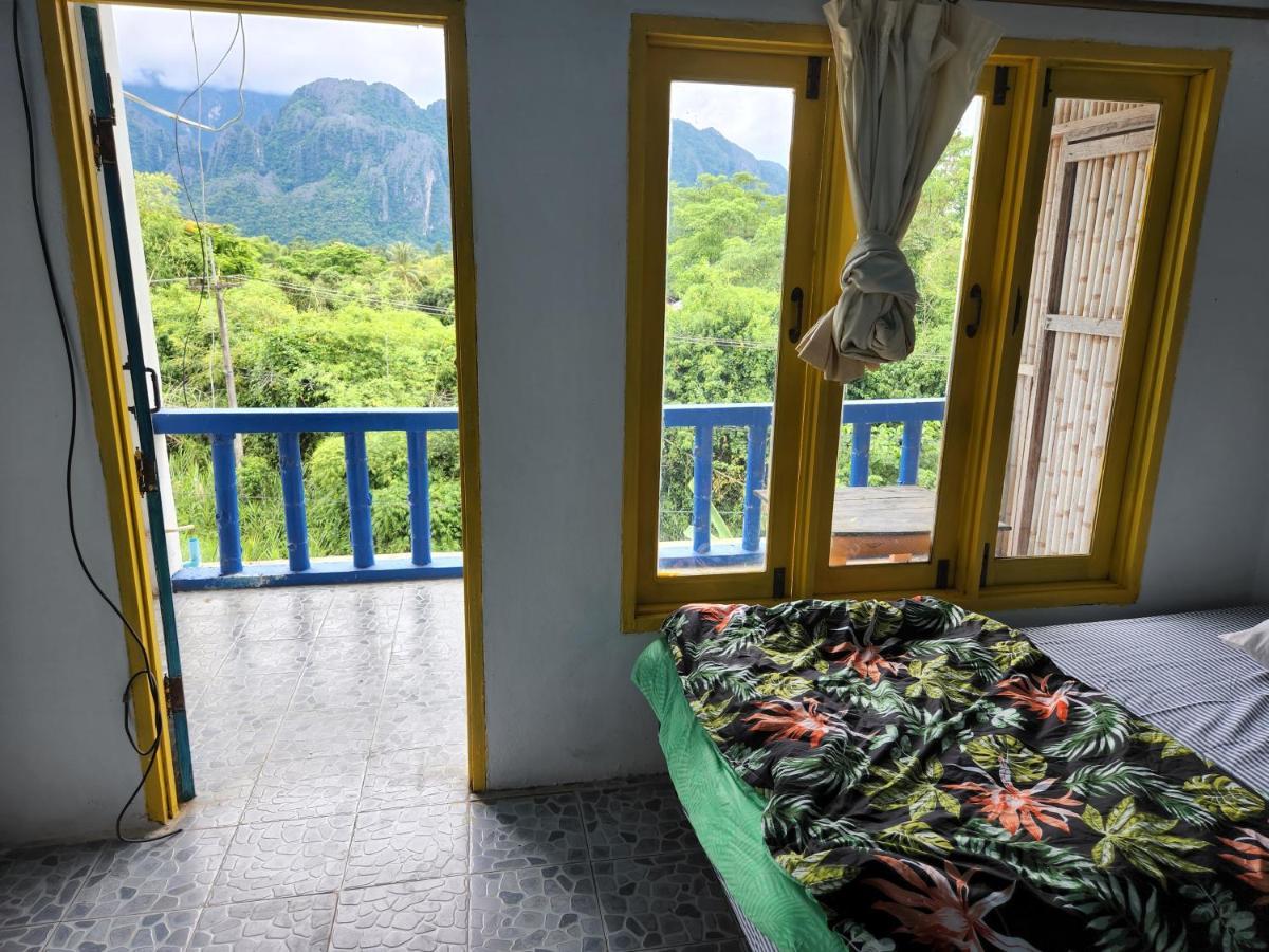 Blue Guesthouse ヴァンヴィエン エクステリア 写真