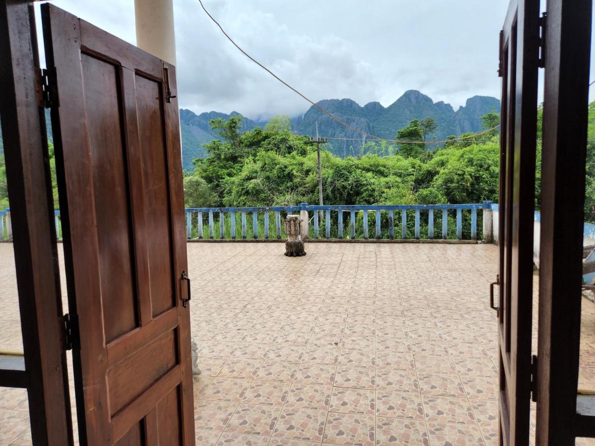 Blue Guesthouse ヴァンヴィエン エクステリア 写真