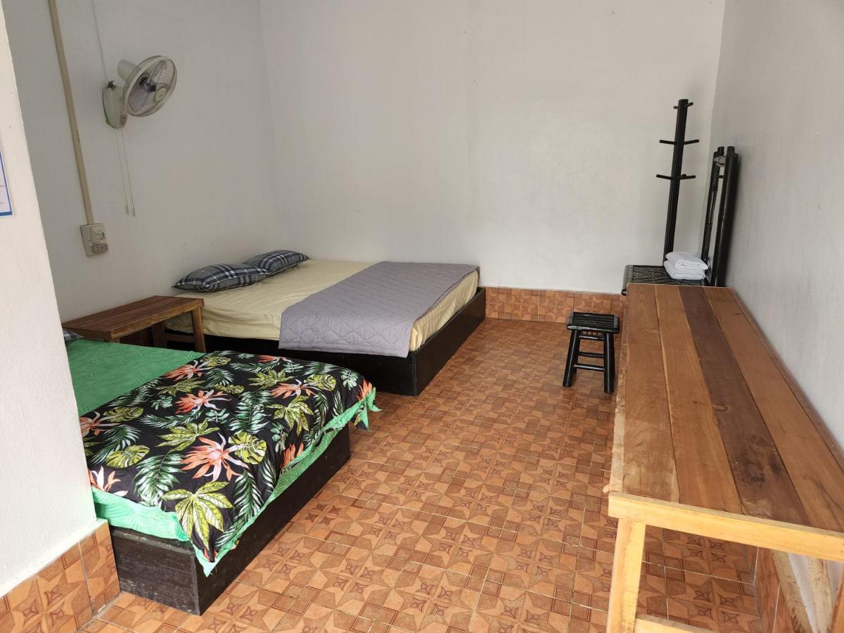 Blue Guesthouse ヴァンヴィエン エクステリア 写真